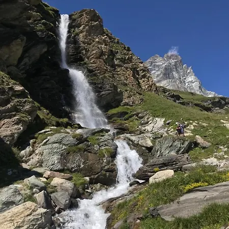 Des Neiges - Cervinia Apartman *